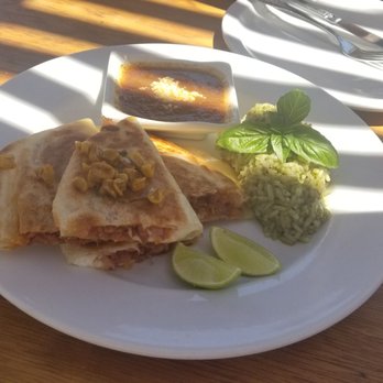 La Casita - We ordered the tuna quesadillas. And Derek roll and Roxy roll are really delicious. the music is good, and the hector is so kind. - Sushi Bars Near Me - Todos Santos, BCS