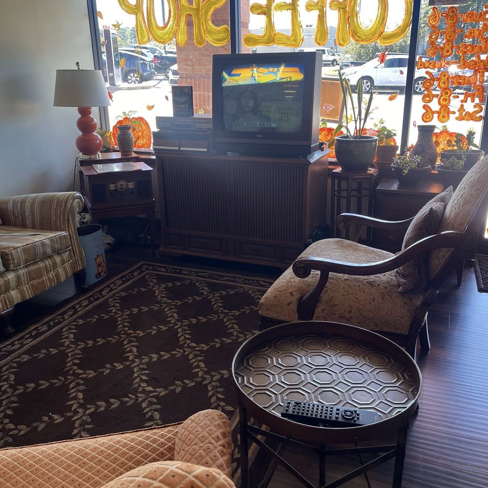 The Coffee Pot - Seating area - Coffee & Tea Near Me - Acworth, Georgia The Coffee Pot - Seating area - Coffee & Tea Near Me - Acworth, Georgia