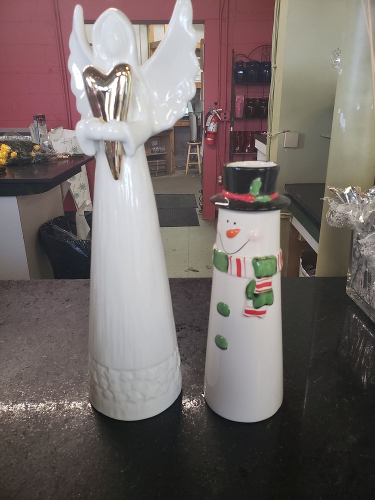 THRIFTY FLORIST Florists at 26989 Woodward Ave, Huntington Woods, Michigan 11 Photos & 13