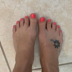 M & T Nails