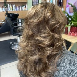 Colors & Curls