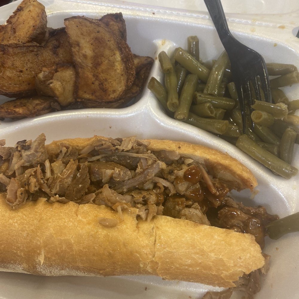 Glick’s Rib Shack - Combo #1 w/1 lb. potatoes and 1 lb. Green Beans - Food Stands Near Me - Philadelphia, Pennsylvania