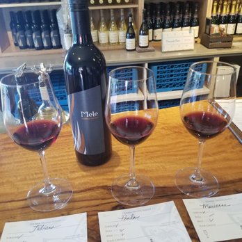 MauiWine - Nice flights - Wineries Near Me - Kula, Hawaii MauiWine - Nice flights - Wineries Near Me - Kula, Hawaii