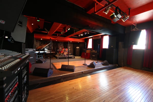 Smash Studios by null