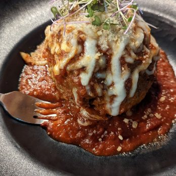 Brett Hull's Junction House - Huge meatball - Venues & Event Spaces Near Me - Wentzville, Missouri Brett Hull's Junction House - Huge meatball - Venues & Event Spaces Near Me - Wentzville, Missouri