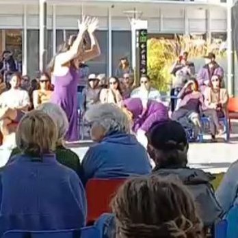 Salesforce Park - 《 Dance Performance Picture Shot 》 - Parks Near Me - San Francisco, California