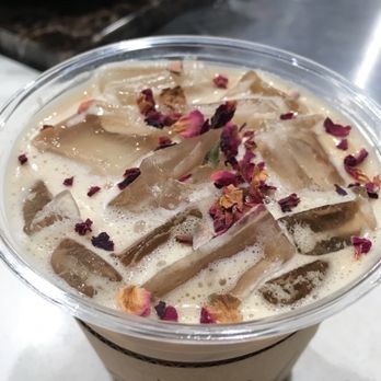 Mundial Coffee - Rose latte - Coffee & Tea Near Me - Riverside, California