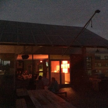 The Planet Traveler - Hostels Near Me - Toronto, Ontario The Planet Traveler - Hostels Near Me - Toronto, Ontario
