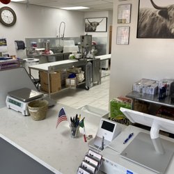 Max Butcher Shop - Bull power