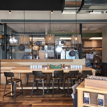 First Watch - Cool modern Country kitchen vibe - Breakfast & Brunch Near Me - Jacksonville, Florida First Watch - Cool modern Country kitchen vibe - Breakfast & Brunch Near Me - Jacksonville, Florida