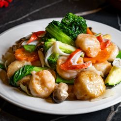 Chin's Szechwan - Carlsbad - Chins Szechwan Chop Suey Seafood