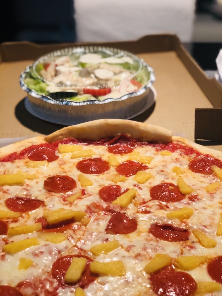 Carmine's Pizzeria