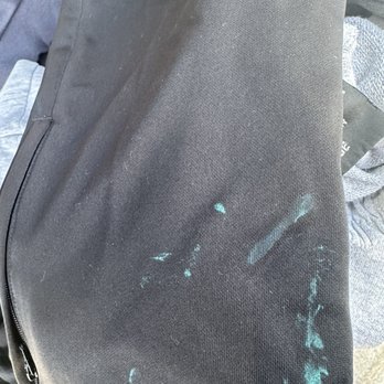 Coin Less Laundry - Stain from machine - Laundromat Near Me - Riverside, California