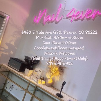iNail Studio - Rest area - Nail Salons Near Me - Denver, Colorado