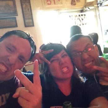 La Perla - Grill face. East side reprezent! - Dive Bars Near Me - Austin, Texas