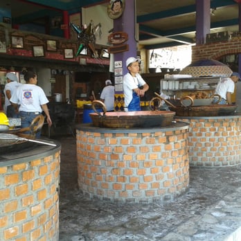 Carnitas Cuic - Hornos de ladrillo - Mexican Near Me - León, GUA