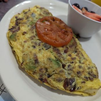 Lake's Pancake House - California omelette - Breakfast & Brunch Near Me - Antioch, Illinois