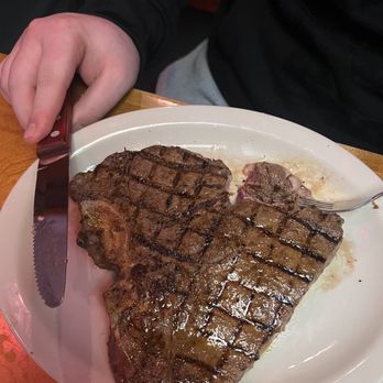 Texas Roadhouse - Porterhouse steak - Steakhouses Near Me - Springfield, Missouri
