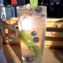 The Blue Crab - Blueberry mojito