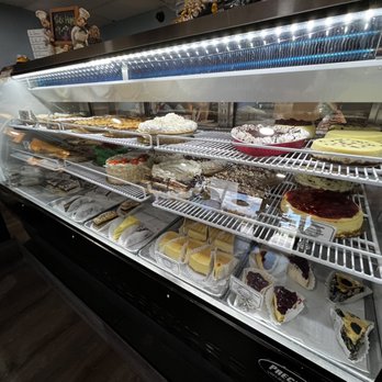 Ninos Bakery & Cafe - Pies and yum!! - Bakeries Near Me - Punta Gorda, Florida