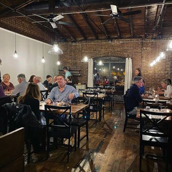 Spring - Inside, cozy or claustrophobic - New American Near Me - Marietta, Georgia
