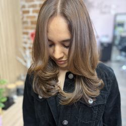 Blossom hair salon