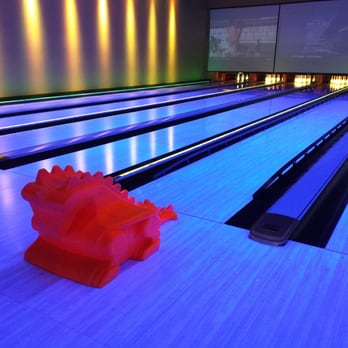 Main Event Katy - Arcades Near Me - Katy, Texas