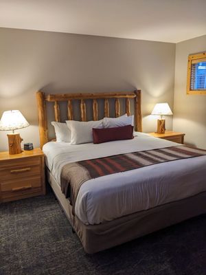 Red Wolf Lakeside Lodge by null
