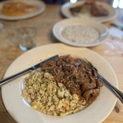 Gerhard's Cafe - Veal with Spaetzle, yum!