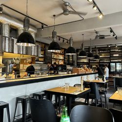 Bazaar Bistro - Bar