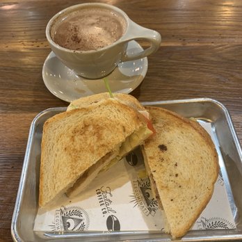 Leguminati - Spinach & Artichoke Sandwich w/ a Chai Tea Latte! - Vegan Near Me - Orlando, Florida