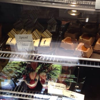 Fendu Boulangerie - A snapshot of delcioso - Bakeries Near Me - Honolulu, Hawaii Fendu Boulangerie - A snapshot of delcioso - Bakeries Near Me - Honolulu, Hawaii