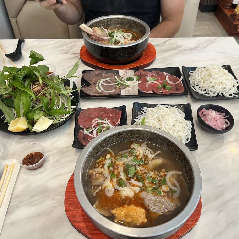 Bep Me Nam Bun Bo Tho Da - Bun Bo hue - Vietnamese Near Me - Westminster, California