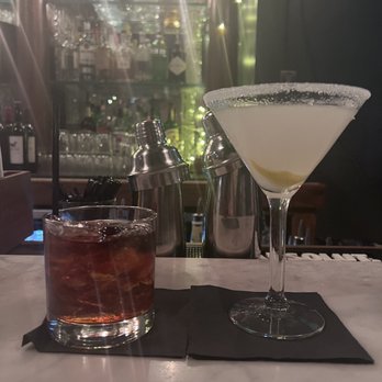 Prime 47- Indy's Steakhouse - Manhattan and lemondrop martini - Steakhouses Near Me - Indianapolis, Indiana Prime 47- Indy's Steakhouse - Manhattan and lemondrop martini - Steakhouses Near Me - Indianapolis, Indiana