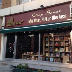 Rıfat Ilgaz Kültür Merkezi