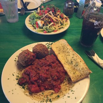 Oregano's - Bolo pasta, mexican chicken salad - Pizza Near Me - Tucson, Arizona Oregano's - Bolo pasta, mexican chicken salad - Pizza Near Me - Tucson, Arizona
