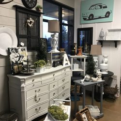 Rose & Thorn Boutique