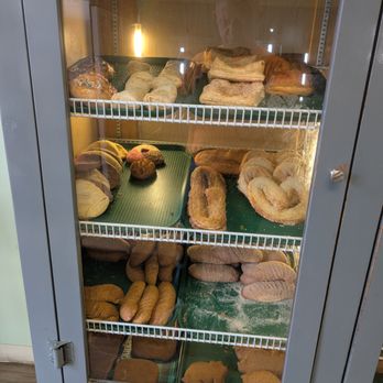 Chela's Bakery - small but good selection - Bakeries Near Me - Riverside, California Chela's Bakery - small but good selection - Bakeries Near Me - Riverside, California