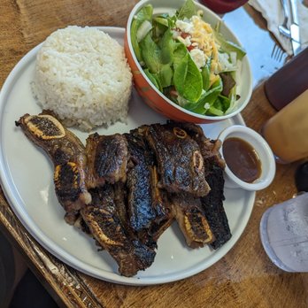 Oli's Kitchen - Kalbi plate with salad - Breakfast & Brunch Near Me - Honolulu, Hawaii Oli's Kitchen - Kalbi plate with salad - Breakfast & Brunch Near Me - Honolulu, Hawaii