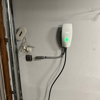 Modern Century Electric - Tesla Wall Charger - Electricians Near Me Modern Century Electric - Tesla Wall Charger - Electricians Near Me