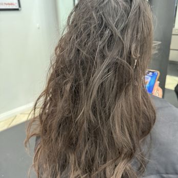 Fantastic Sams Cut & Color - My sad, scary hair before Josie worked her magic - Hair Salons Near Me - Pasadena, California Fantastic Sams Cut & Color - My sad, scary hair before Josie worked her magic - Hair Salons Near Me - Pasadena, California