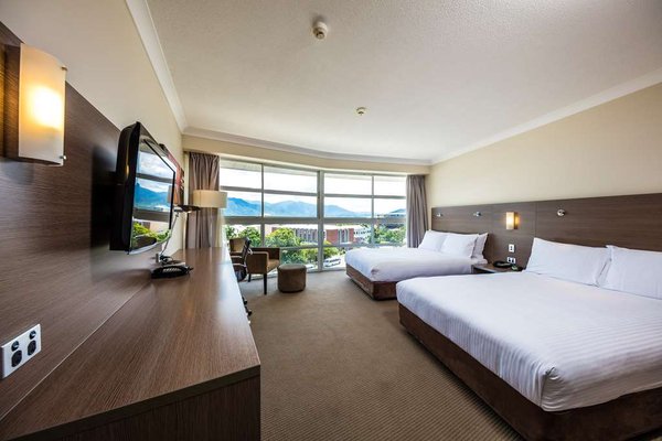 DoubleTree by Hilton Hotel Cairns by null
