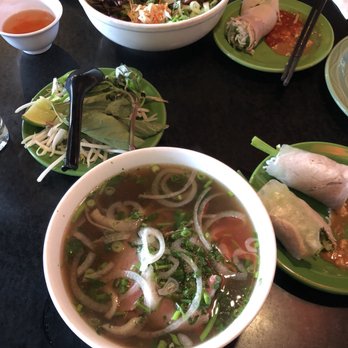 Pho Van Beaverton - Vermicelli bowl in background - Vietnamese Near Me - Beaverton, Oregon Pho Van Beaverton - Vermicelli bowl in background - Vietnamese Near Me - Beaverton, Oregon