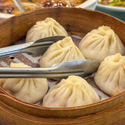 Zoe's Chinese Restaurant - Steamed Juicy Pork Bun