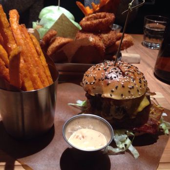 Hambrgr - Burgers Near Me - Hamilton, Ontario