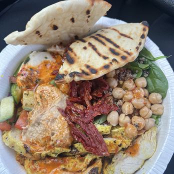 Bowls N Go - Curry Chicken Bowl - Greek Near Me - San Antonio, Texas Bowls N Go - Curry Chicken Bowl - Greek Near Me - San Antonio, Texas