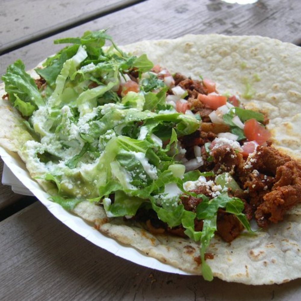 Huarache de carnitas Huarache de carnitas
