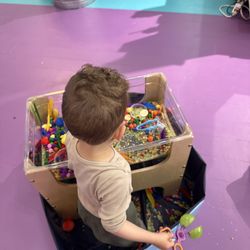 PizZaZzles - A sensory box.