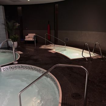Kohler Waters Spa - Cold plunge - Day Spas Near Me - Burr Ridge, Illinois