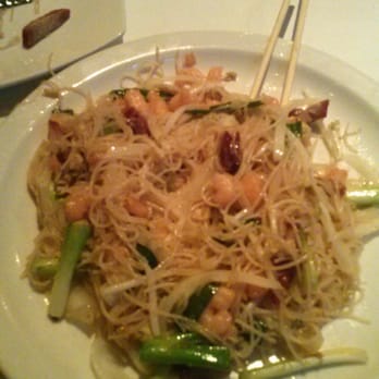 Lucky Dragon Restaurant - Singapore stir fry..... Good, but missing the curry powder. - Chinese Near Me - Marietta, Georgia Lucky Dragon Restaurant - Singapore stir fry..... Good, but missing the curry powder. - Chinese Near Me - Marietta, Georgia
